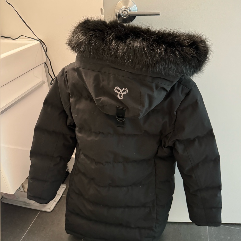 Aritzia Powder Parka size S - Picture 4 of 4